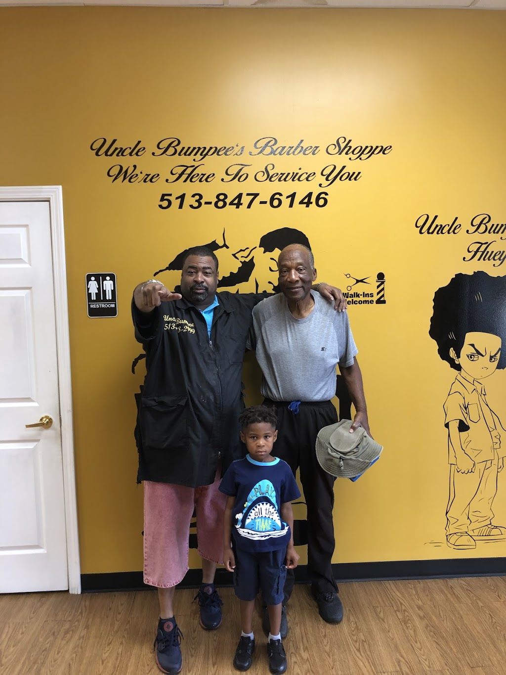 Uncle Bumpees Barber Shoppe | 7967 Cincinnati Dayton Rd suite n, West Chester Township, OH 45069, USA | Phone: (513) 847-6146