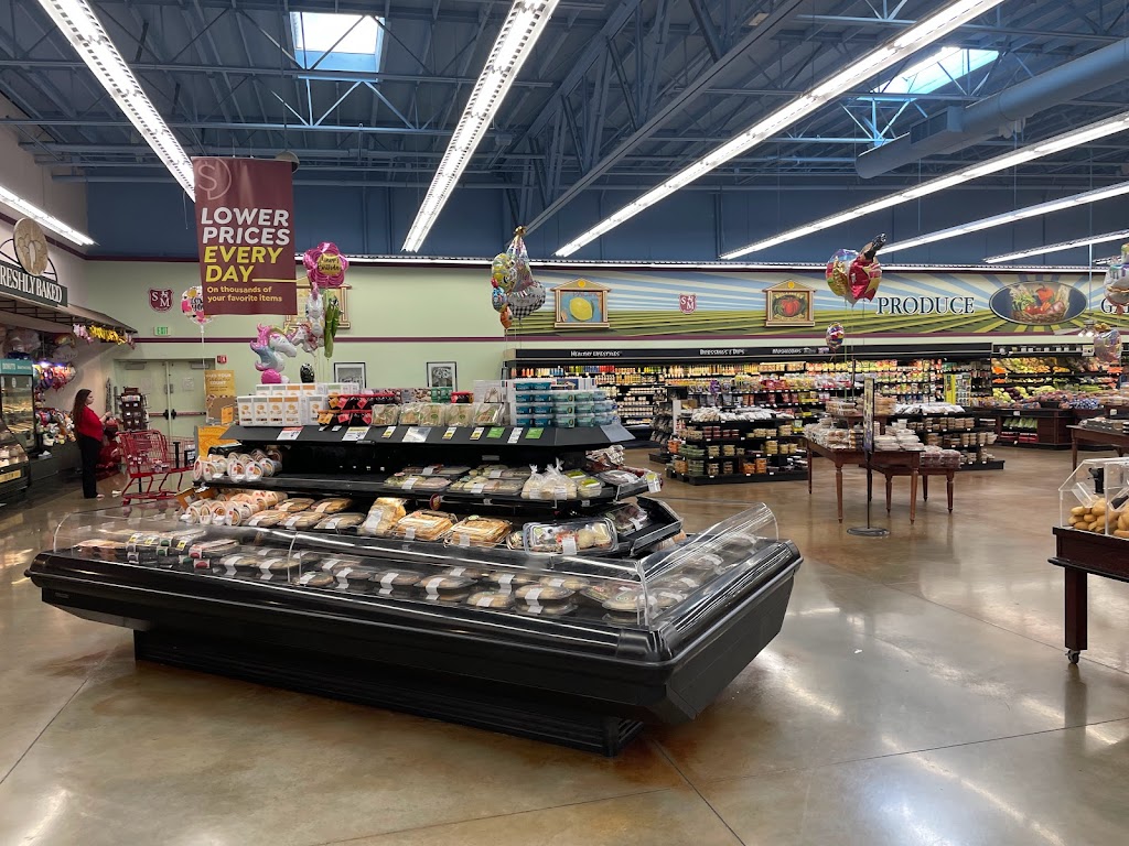 Save Mart | 4041 E Ashlan Ave, Fresno, CA 93726, USA | Phone: (559) 224-6064