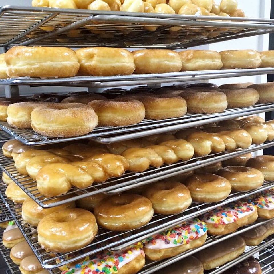 Livs Donuts | 1660 Herndon Ave, Clovis, CA 93611 | Phone: (559) 765-2805