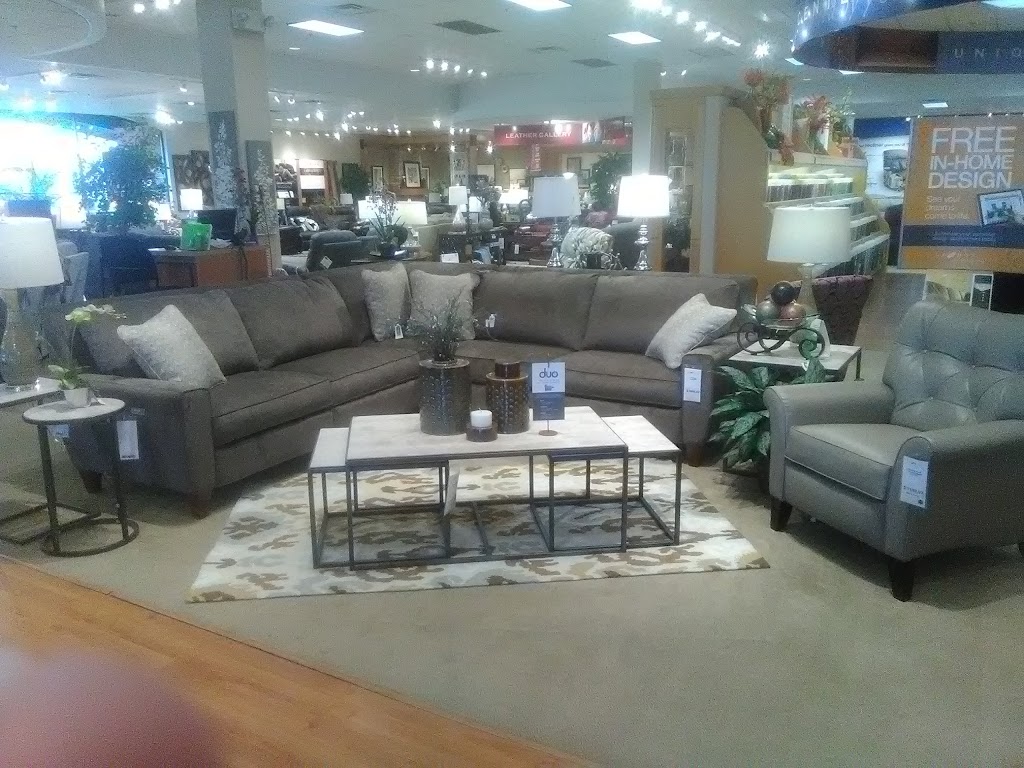 La-Z-Boy Furniture Galleries | 5330 E Southport Rd, Indianapolis, IN 46237 | Phone: (317) 898-2209