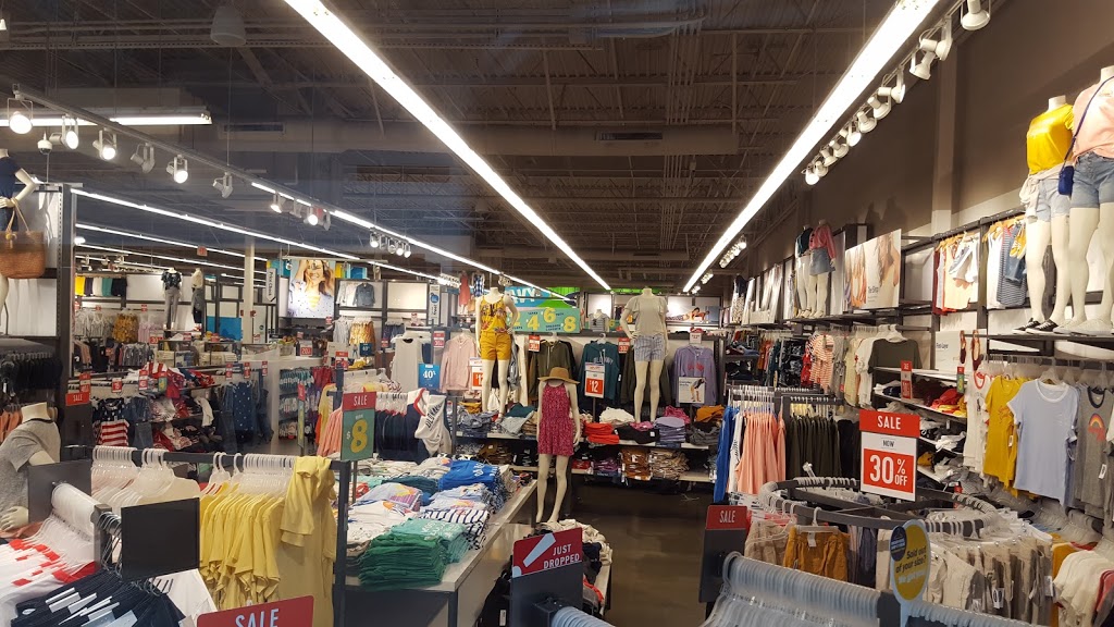 Old Navy Outlet | 1101 Outlet Collection Way Suite #1070, Auburn, WA 98001 | Phone: (253) 804-3470