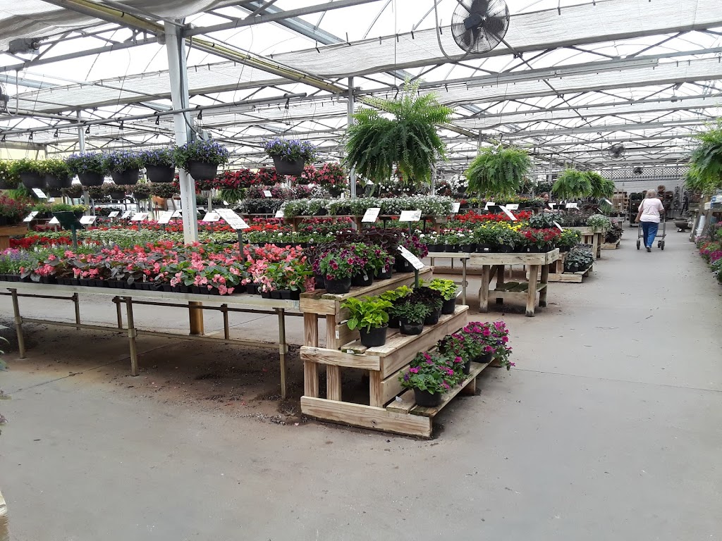 Berns Garden Center | 825 Greentree Rd, Middletown, OH 45044, USA | Phone: (513) 423-5306