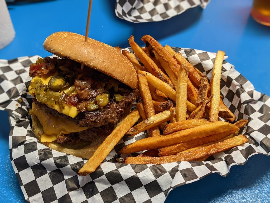 Mixed Up Burgers | 510 E Avenue K, Grand Prairie, TX 75050, USA | Phone: (972) 606-6700