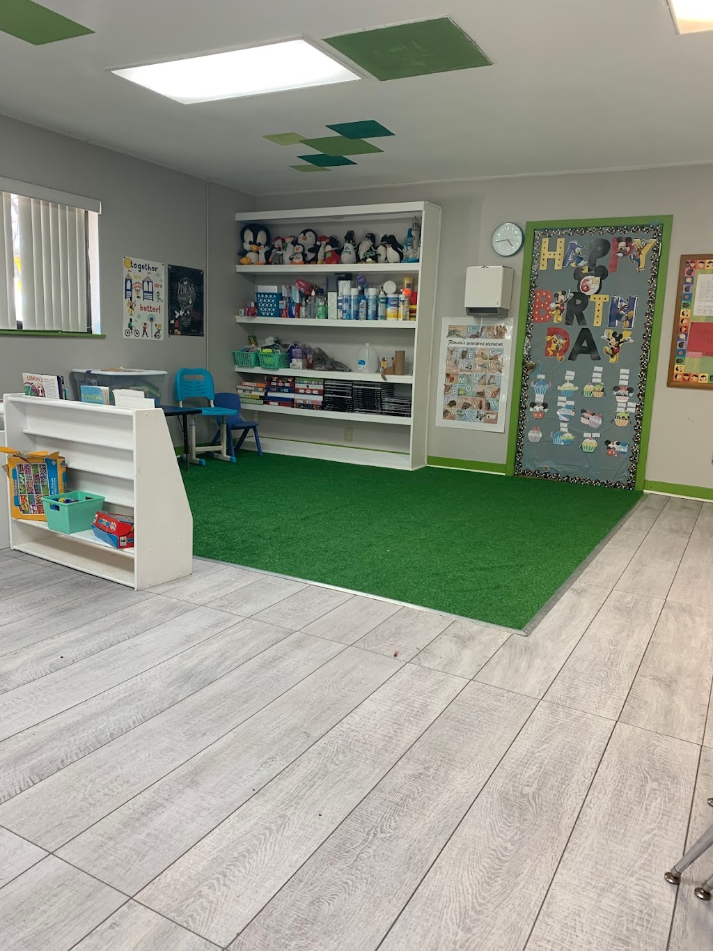 Head of the Class Learning Center- private Prek,K-8 | 1836 Kathleen Rd, Lakeland, FL 33805, USA | Phone: (863) 682-4252