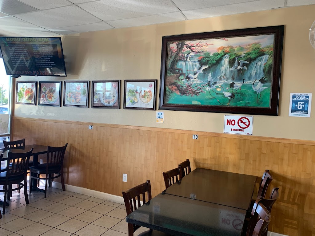 Phở Hương Việt | 5201 Sonoma Blvd #37, Vallejo, CA 94589, USA | Phone: (707) 649-9999