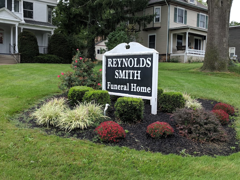 Reynolds-Smith Funeral Home | 327 N South St, Wilmington, OH 45177, USA | Phone: (937) 382-2323