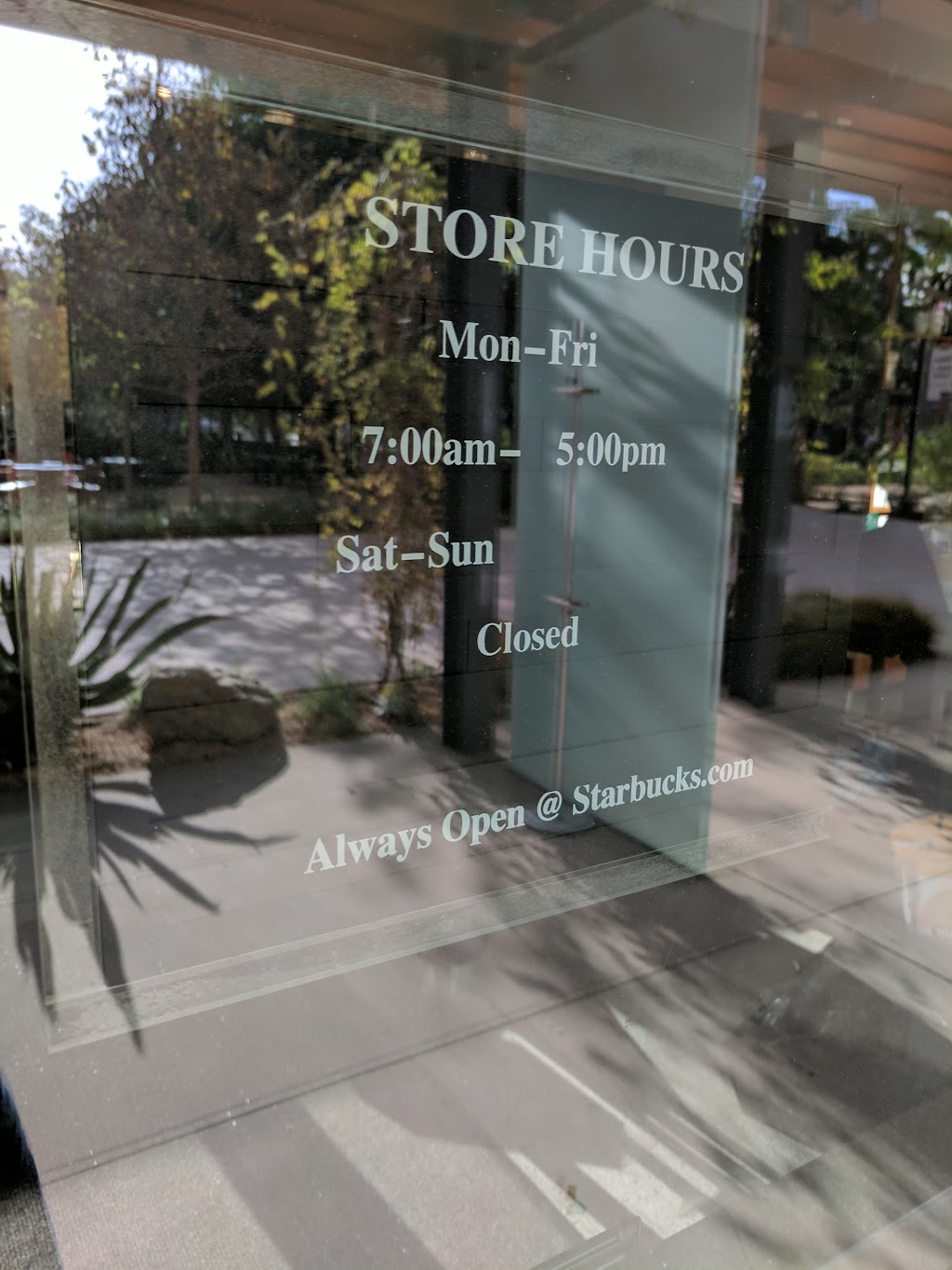 Starbucks | 1101 Flower St, Glendale, CA 91201, USA | Phone: (818) 931-2923