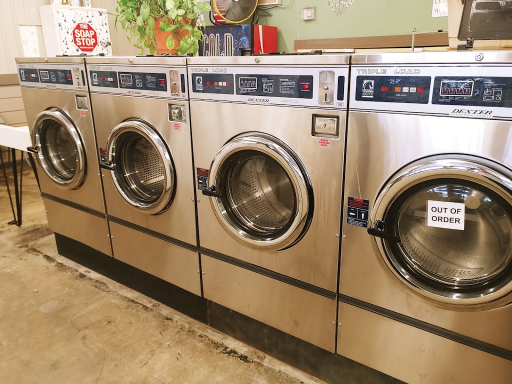 Fenton Coin Laundry | 912 Brookwood Center, Fenton, MO 63026, USA | Phone: (636) 343-9525