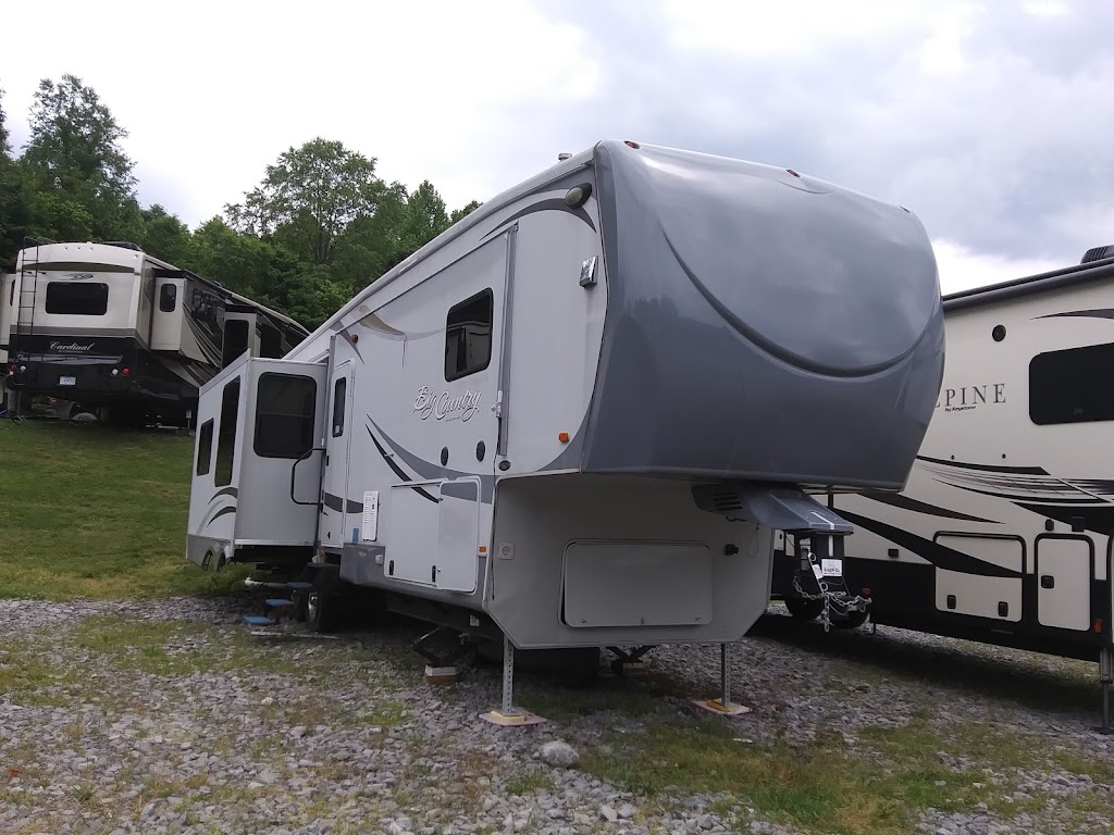 State Line Campground, LLC | Cliff Rd, Blacksville, WV 26590, USA | Phone: (304) 376-5970