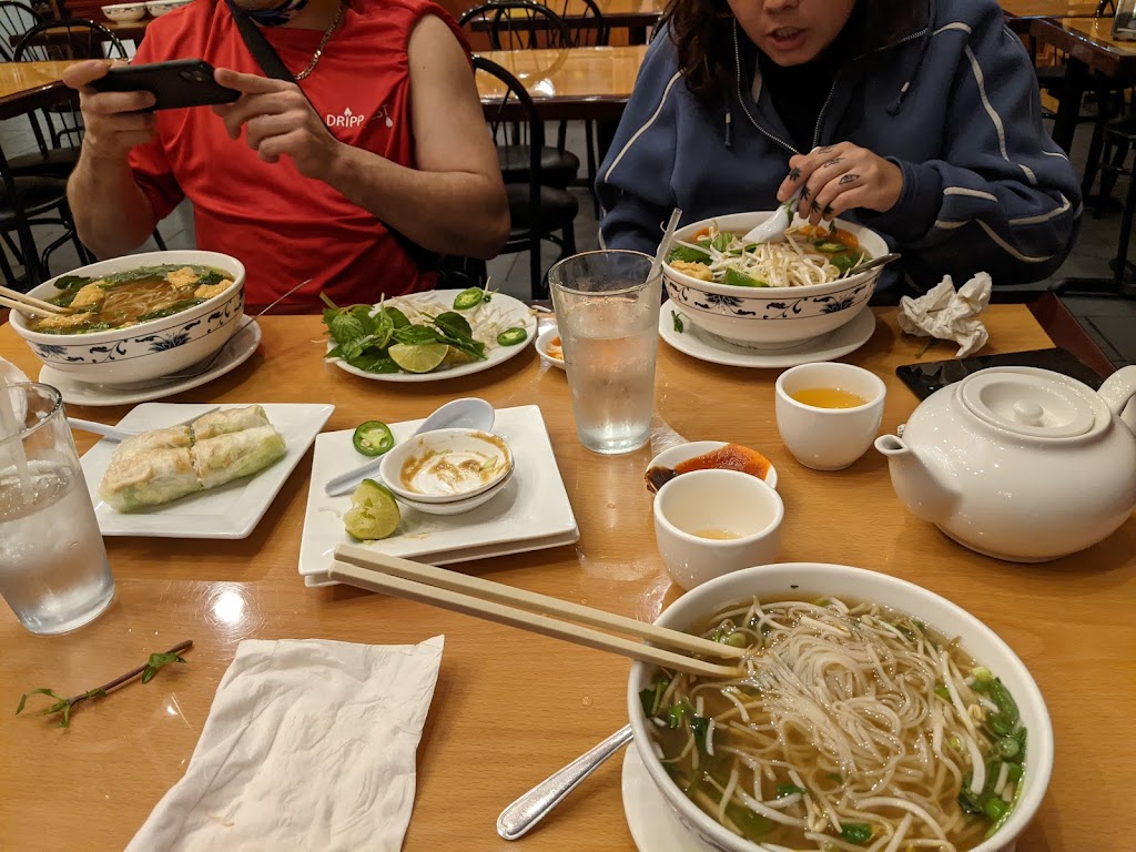 Pho Dulles 75 | 1058 Elden St, Herndon, VA 20170, USA | Phone: (703) 467-2060