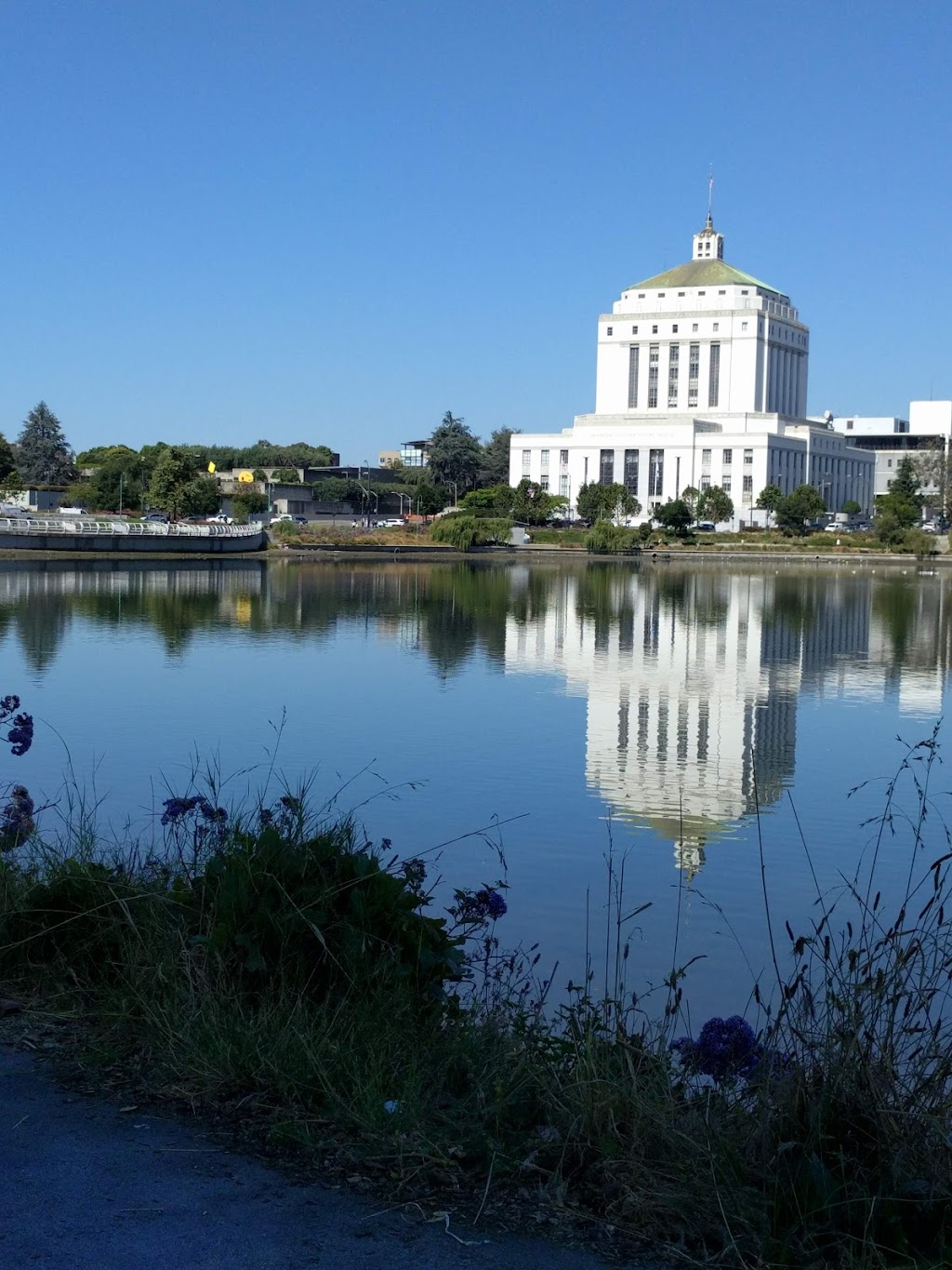 Lake Merritt Wash House | 1225 2nd Ave, Oakland, CA 94606, USA | Phone: (510) 962-5071