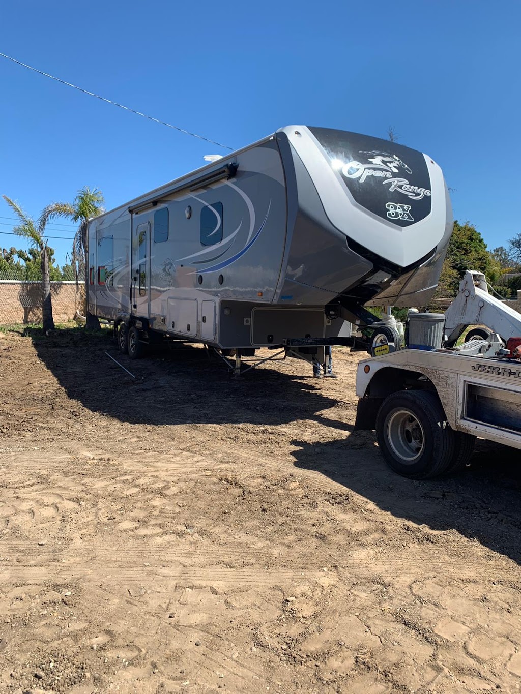 Big Rig & Trailer Truck Towing Service | 3707 W Garden Grove Blvd #201, Orange, CA 92868, USA | Phone: (334) 500-4422