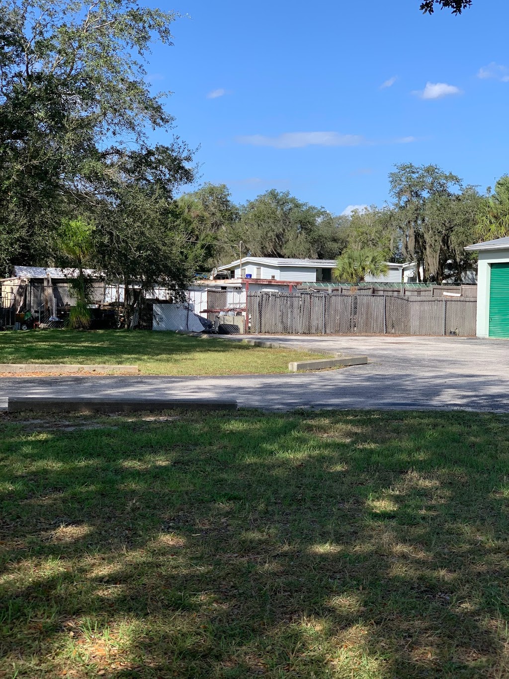 Store & More | 2400 South St, Leesburg, FL 34748, USA | Phone: (561) 542-0736