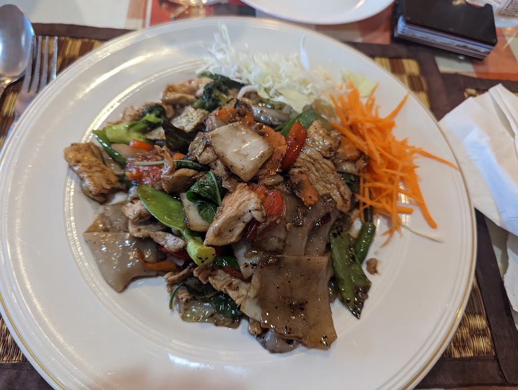 M Thai Kitchen | 181 Mitchells Chance Rd, Edgewater, MD 21037, USA | Phone: (410) 956-0952