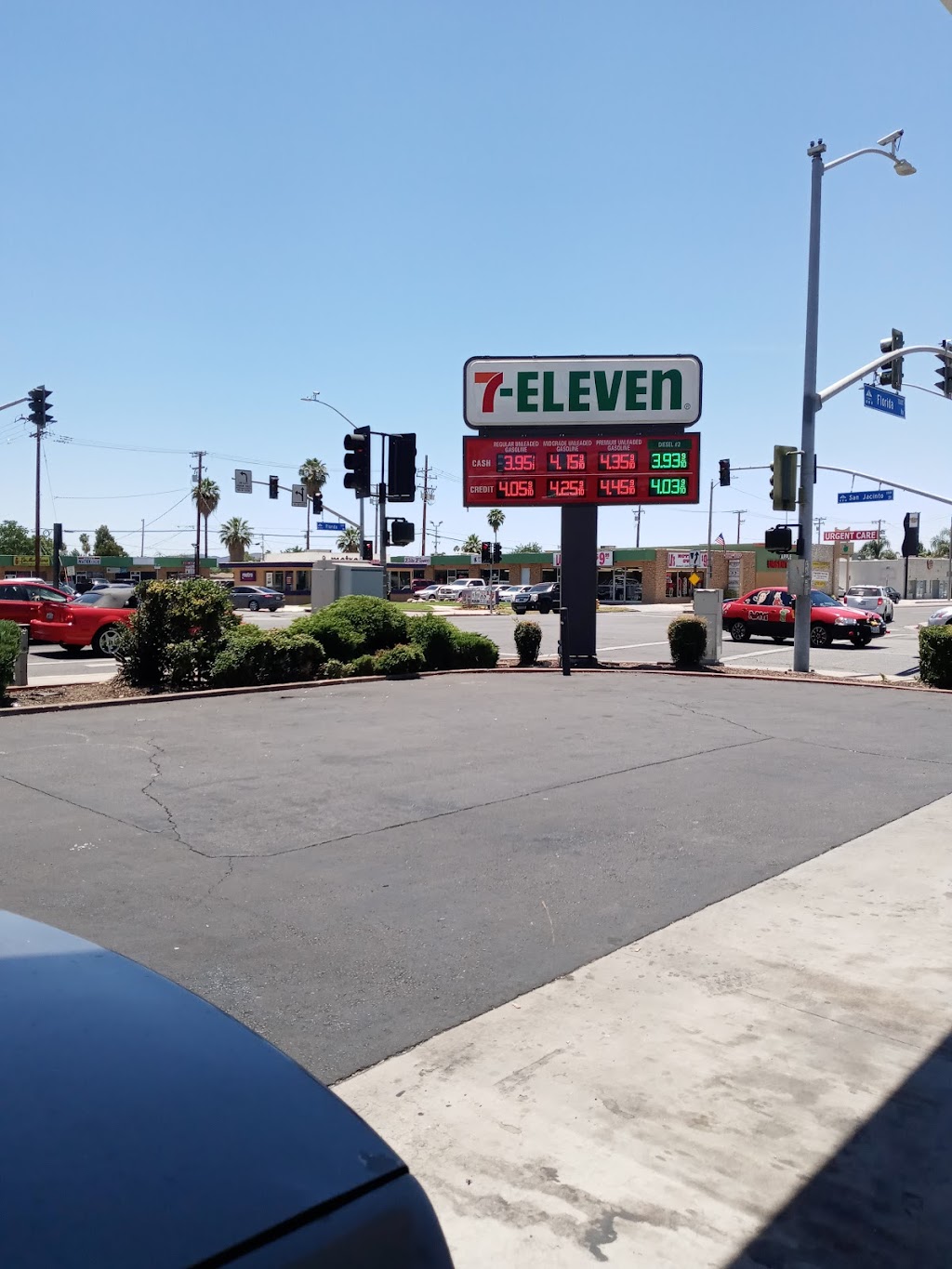 7-Eleven | 41995 Florida Ave, Hemet, CA 92544, USA | Phone: (951) 925-1058