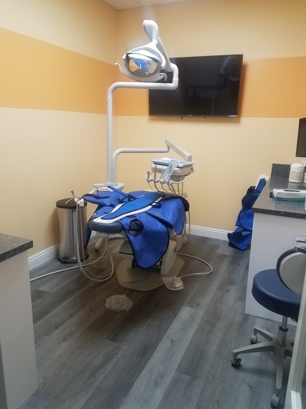 Dental Playground | 1637 E 103rd St, Los Angeles, CA 90002, USA | Phone: (323) 563-3322