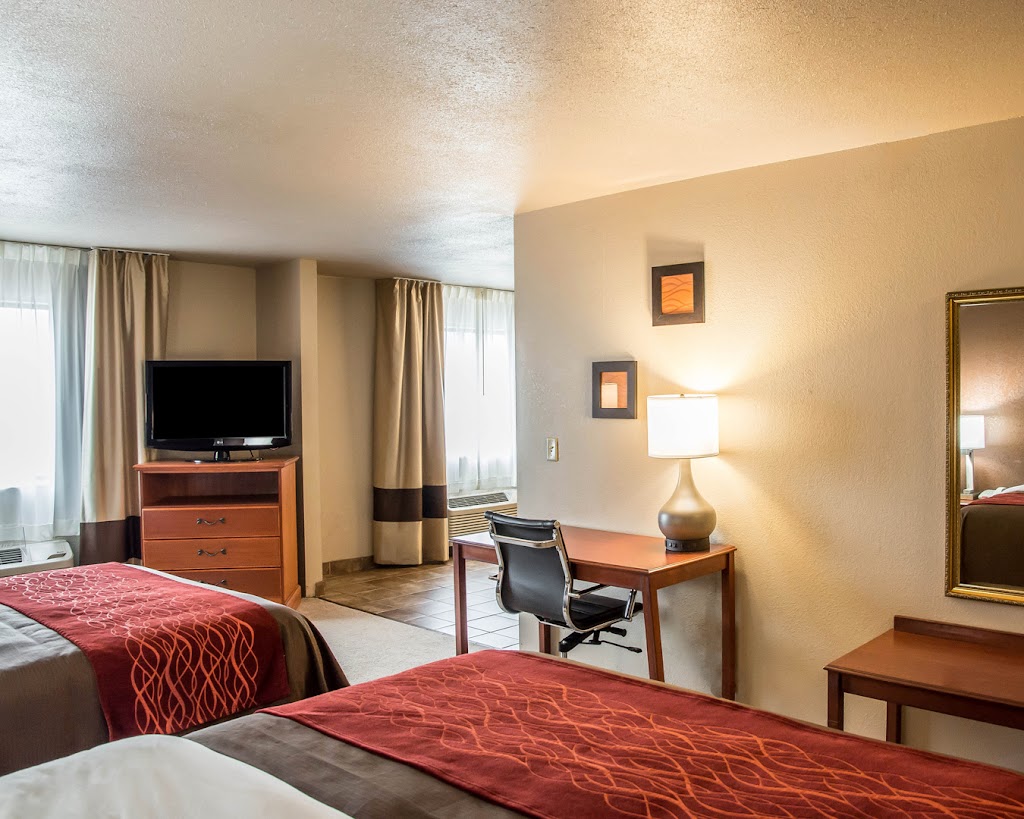 Comfort Inn & Suites | 1610 Flossie Dr, Lawrenceburg, IN 47025, USA | Phone: (812) 539-3600