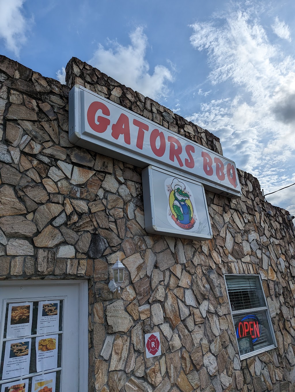 Gators BBQ | 8142 W Beaver St, Jacksonville, FL 32220, USA | Phone: (904) 683-4941