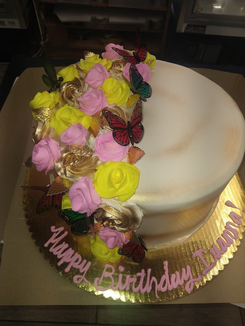 Katys Bakery | 5417 Long Beach Blvd, Long Beach, CA 90805, USA | Phone: (562) 422-5037