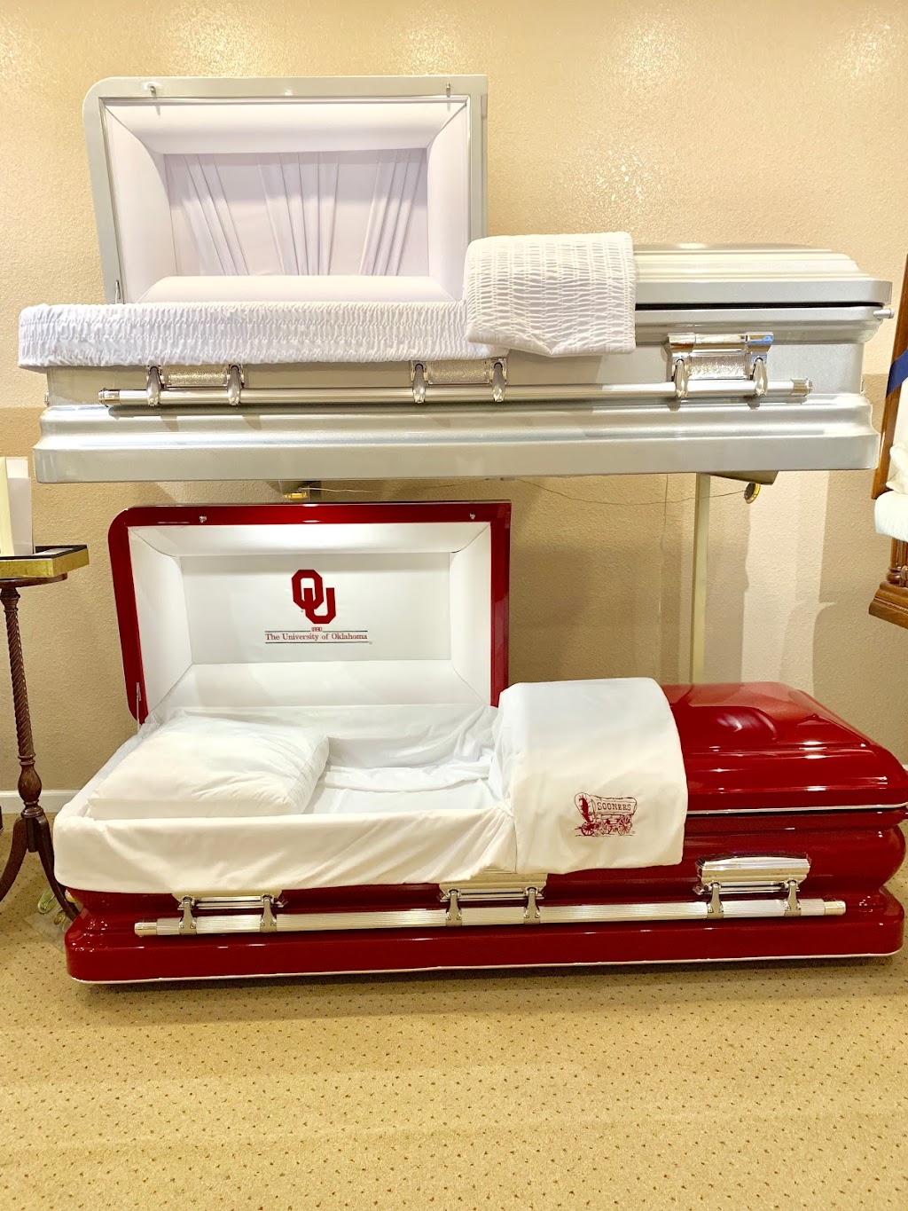 John M Ireland & Son Funeral Home & Chapel | 120 S Broadway Ave, Moore, OK 73160, USA | Phone: (405) 799-1200