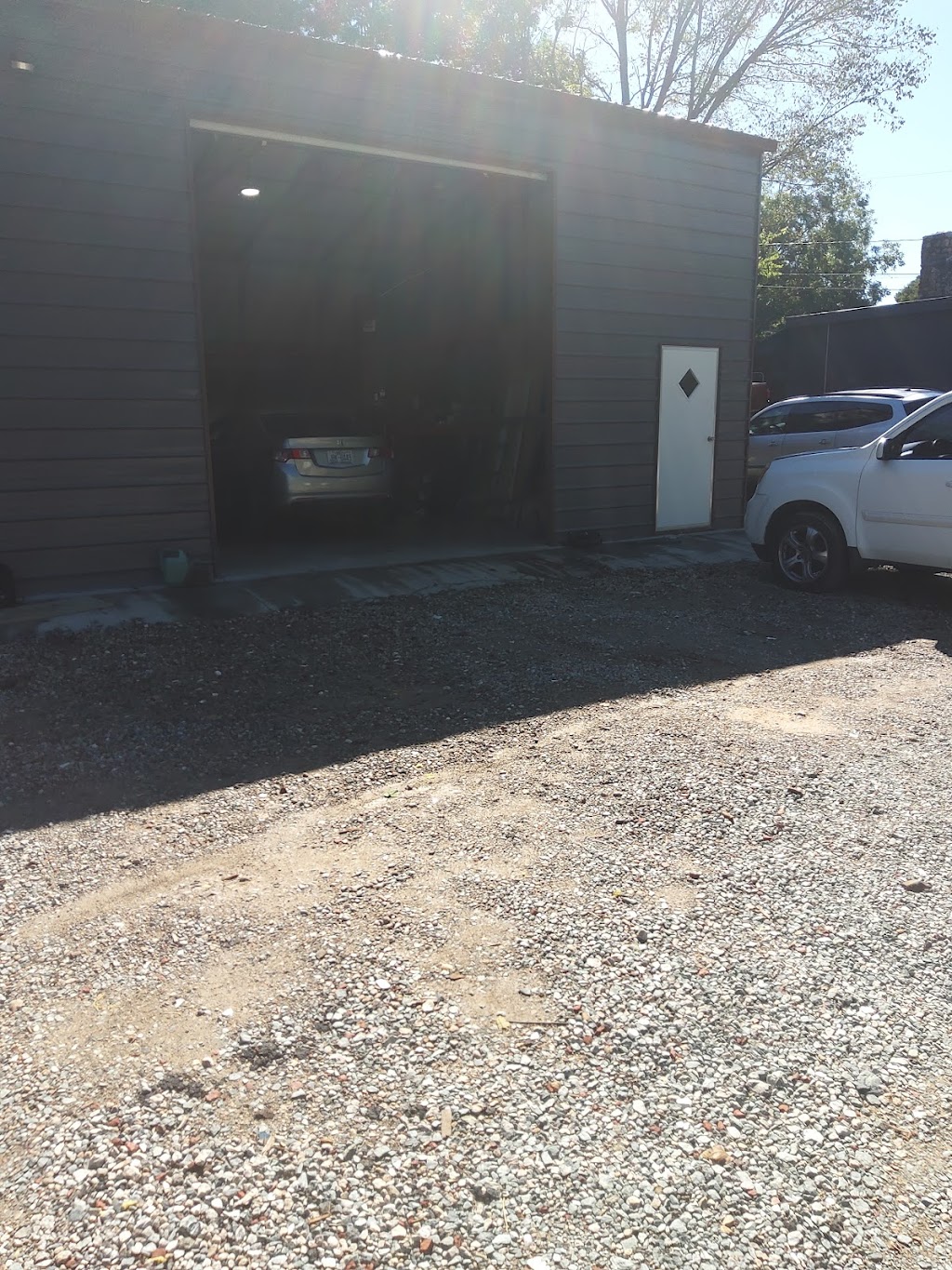 Pintos Auto Body Shop | 2023 Brooks Rd, Durham, NC 27703, USA | Phone: (919) 225-0734 Pintos Auto Body Shop | 2023 Brooks Rd, Durham, NC 27703, USA | Phone: (919) 225-0734