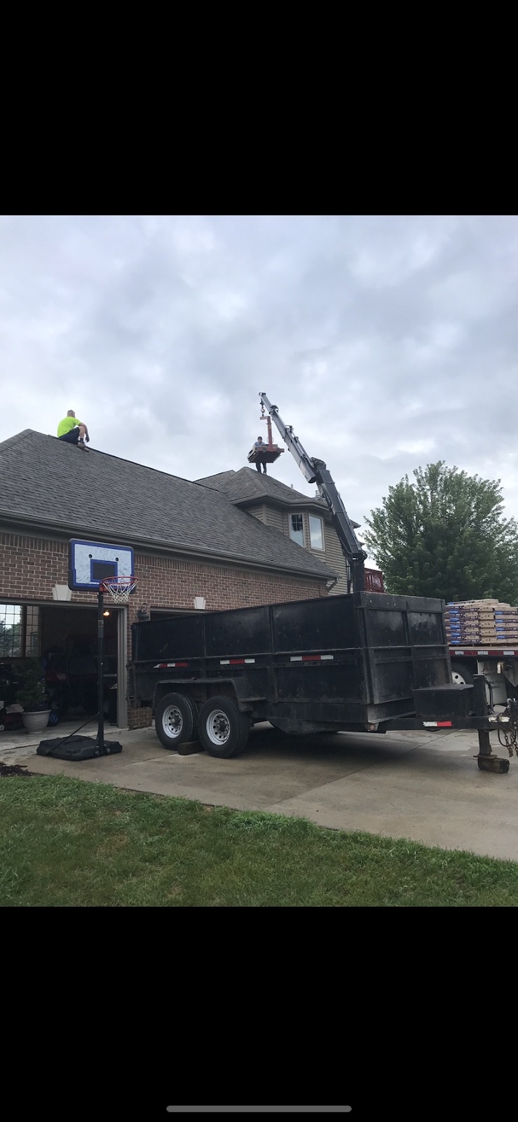On the Level Roofing & Siding | 50799 Mound Rd, Shelby Township, MI 48317, USA | Phone: (888) 535-3835