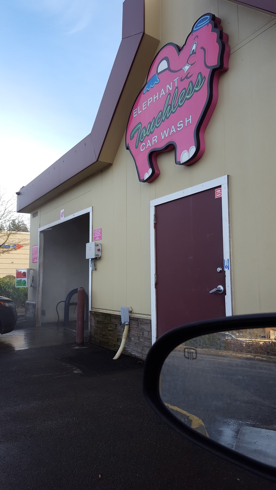 Elephant Car Wash | 19311 WA-410, Bonney Lake, WA 98391, USA | Phone: (253) 804-3498