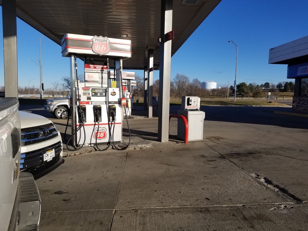 Phillips 66 | 11919 Fort St, Omaha, NE 68164, USA | Phone: (804) 730-1568