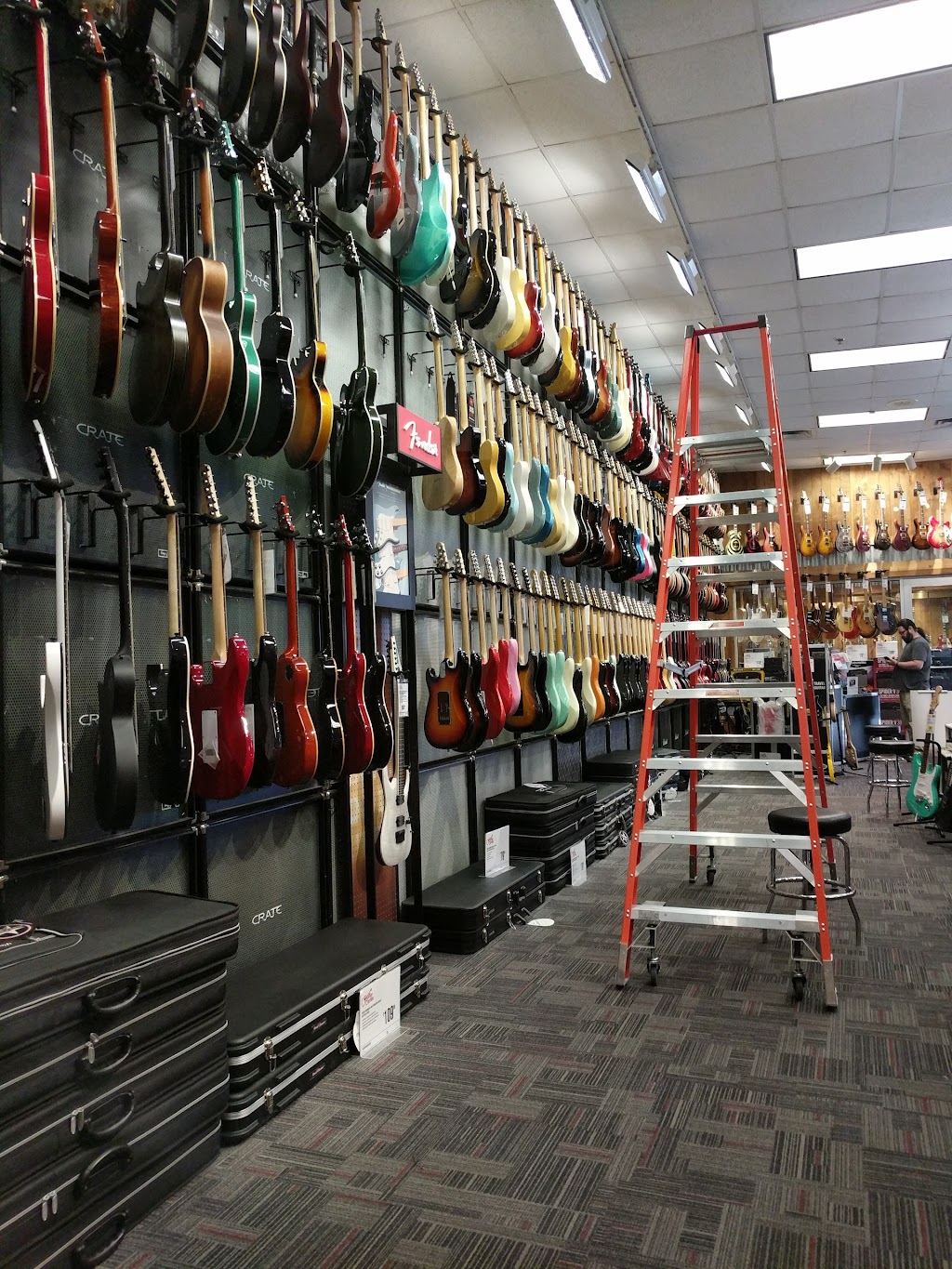 Guitar Center | 4519 Lyndon B Johnson Fwy, Farmers Branch, TX 75244, USA | Phone: (972) 960-0011