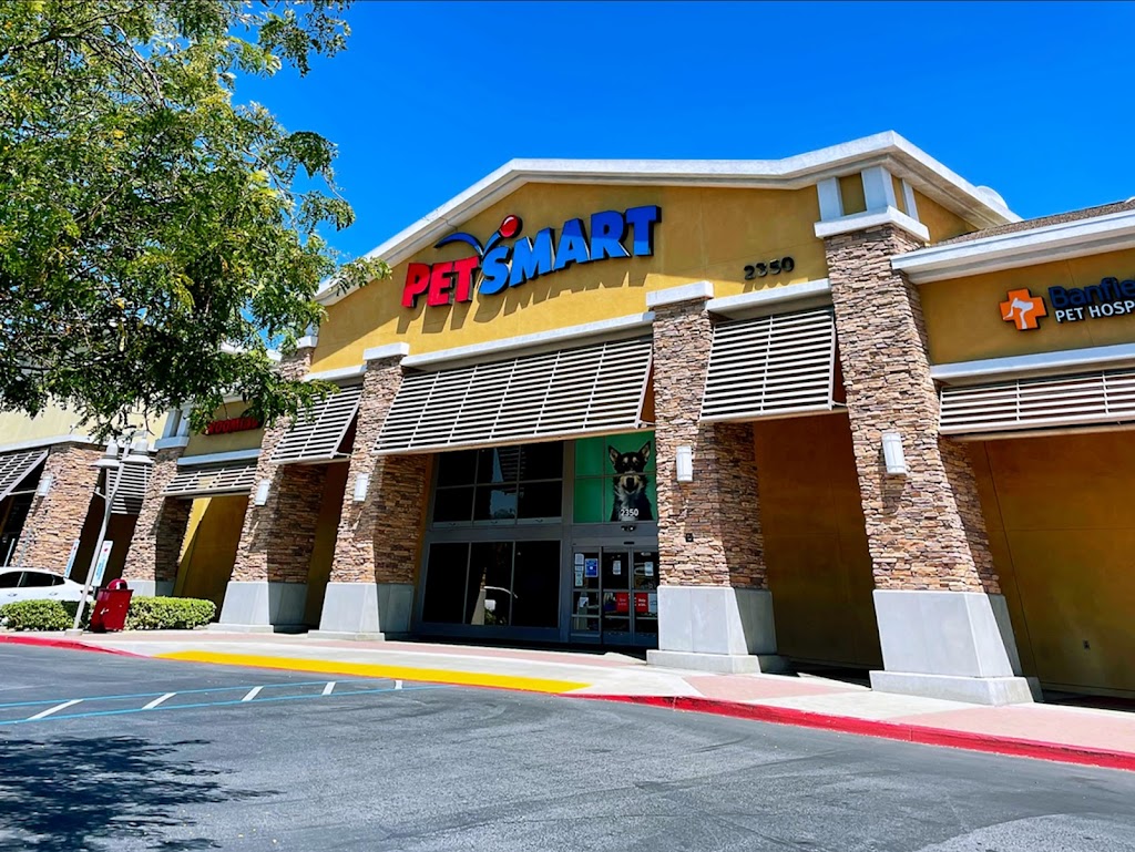 PetSmart | 2851 E Eastland Center Dr, West Covina, CA 91791, USA | Phone: (626) 331-2753