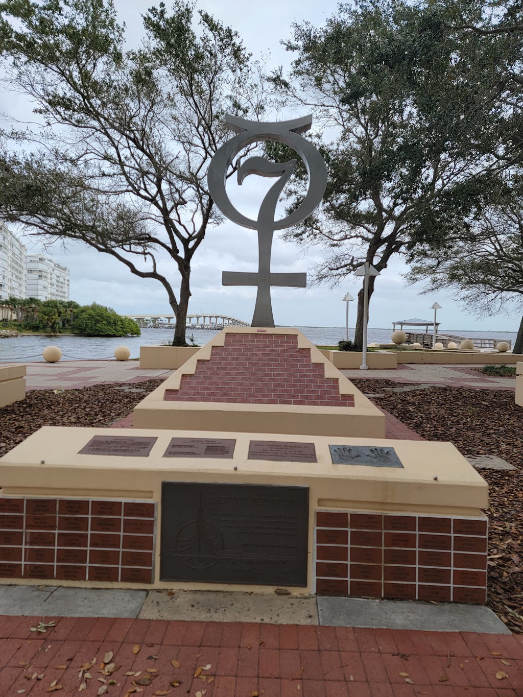 Space Shuttle Monument | 17 Orange St, Titusville, FL 32796, USA | Phone: (321) 264-0434