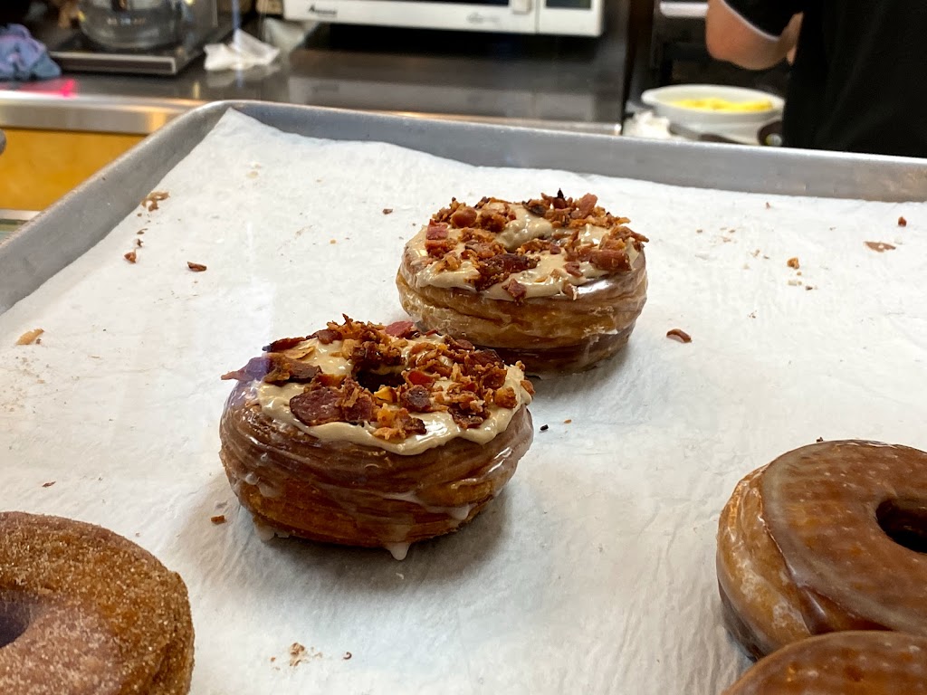 Rose Donut | 6276 Rosemead Blvd, Temple City, CA 91780, USA | Phone: (626) 287-1488