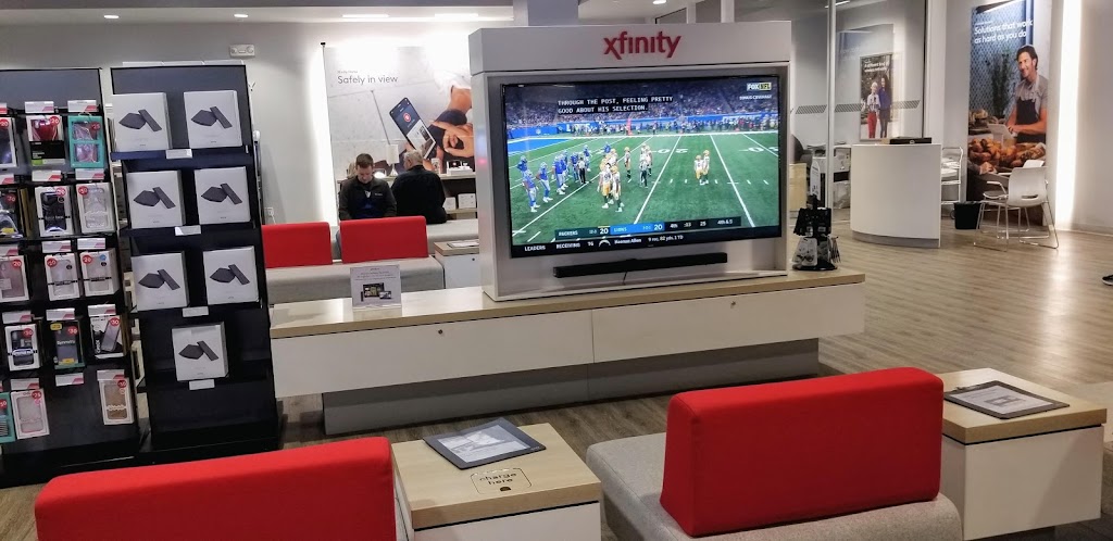 Xfinity Store by Comcast | 3041 Butterfield Rd Suite 101, Oak Brook, IL 60523, USA | Phone: (800) 934-6489
