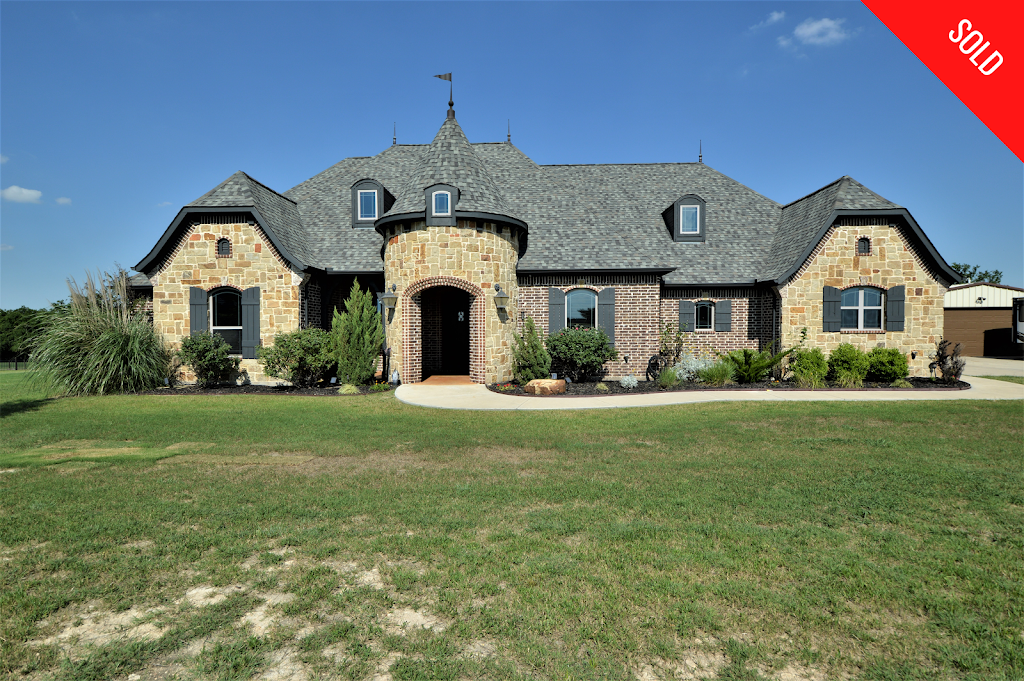 HOMES in North Texas Team | 14 Kramer Ct, Sanger, TX 76266, USA | Phone: (940) 284-7957