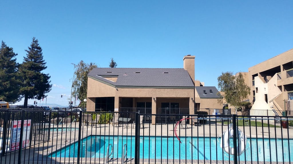 Hilltop Commons Apartments | 15690 Crestwood Dr, San Pablo, CA 94806, USA | Phone: (844) 367-9314