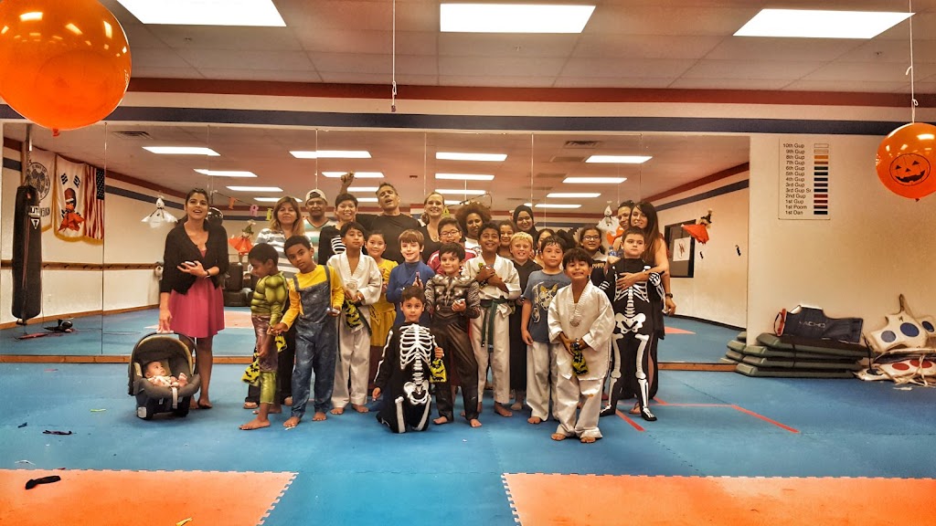 Chang Lees Taekwondo Olympic Sport | 950 E Main St, Allen, TX 75002 | Phone: (512) 699-3728