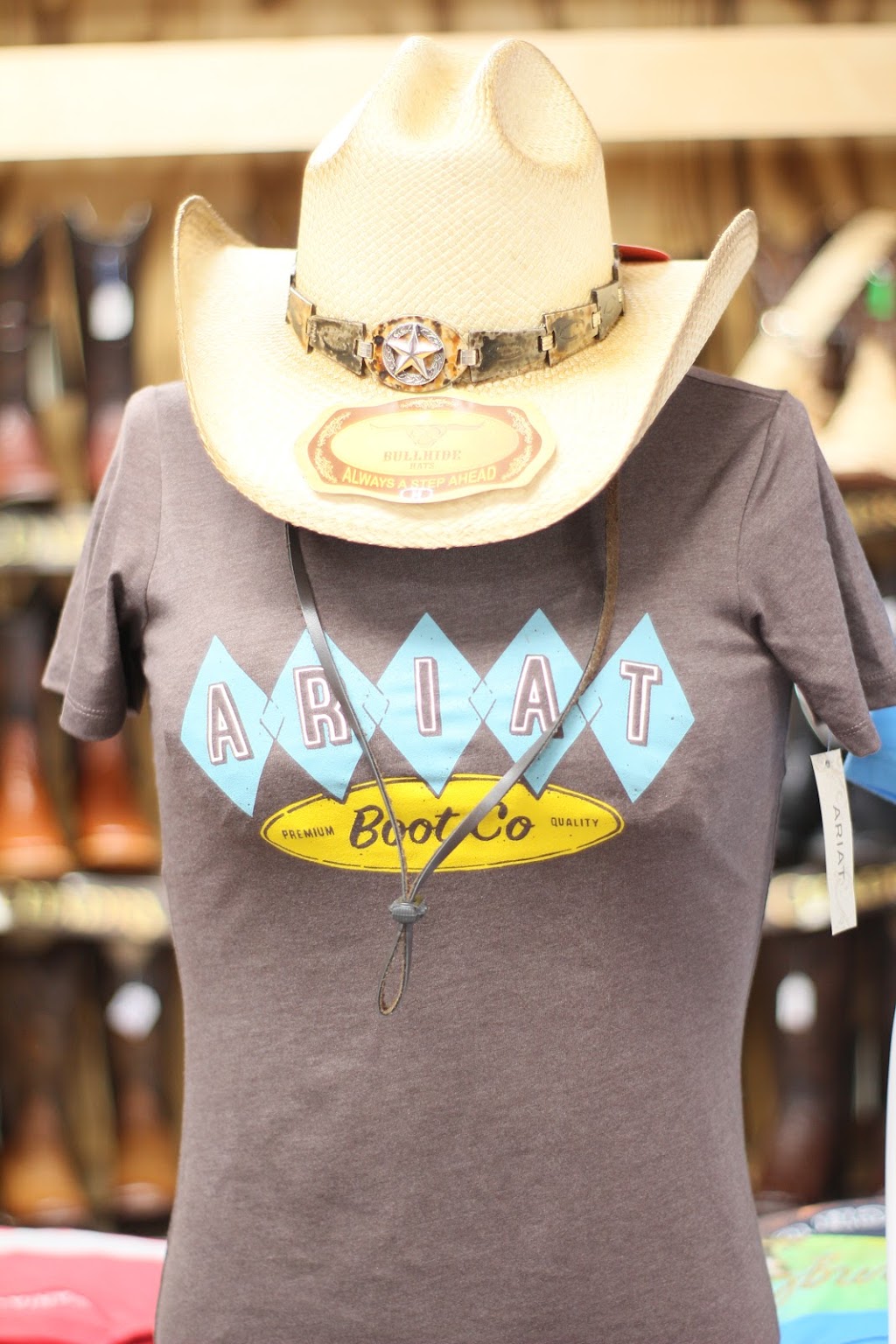 Rivera Western Wear | 635N N Westmoreland Rd, Dallas, TX 75211, USA | Phone: (469) 372-7894