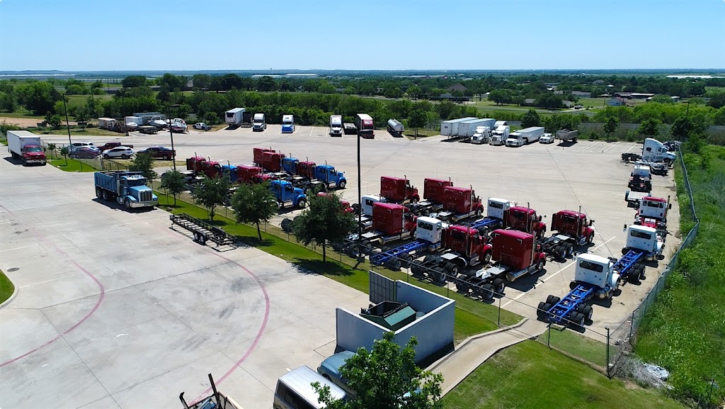 Prestige Parking & Storage | 2401 Worthington Dr, Denton, TX 76207, USA | Phone: (940) 240-2636