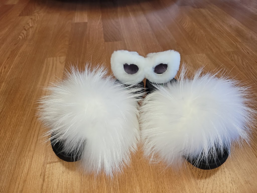 Furbies Boutique | 101 Kenya St #128b, Cedar Hill, TX 75104, USA | Phone: (469) 444-8227