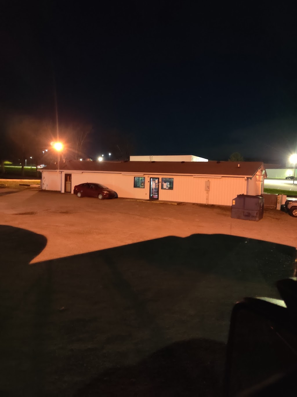 Bluegrass Auto Truckstop | 270 Stewarts Ln, Danville, KY 40422, USA | Phone: (859) 236-3793