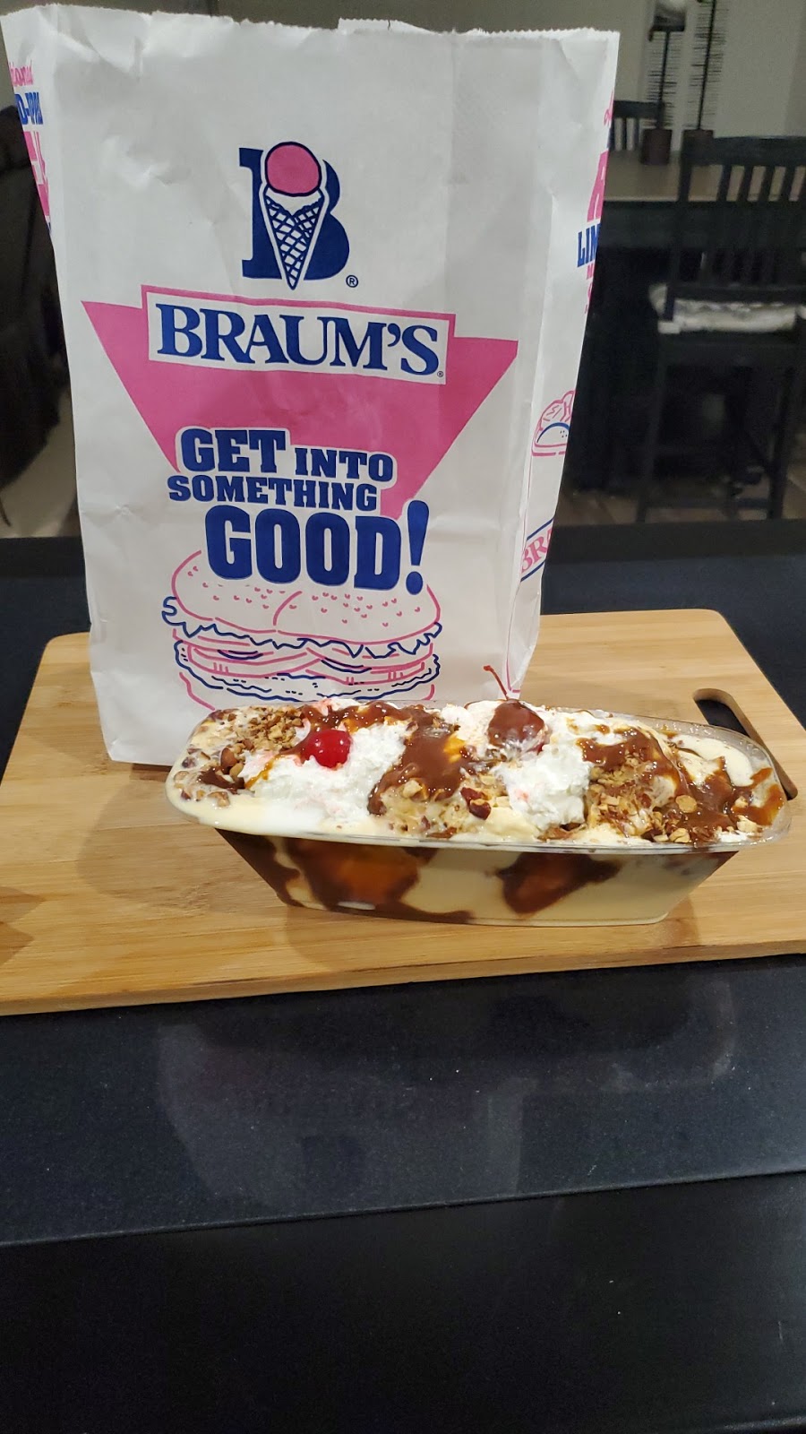 Braums Ice Cream & Dairy Store | 720 E Pleasant Run Rd, DeSoto, TX 75115, USA | Phone: (972) 223-3150