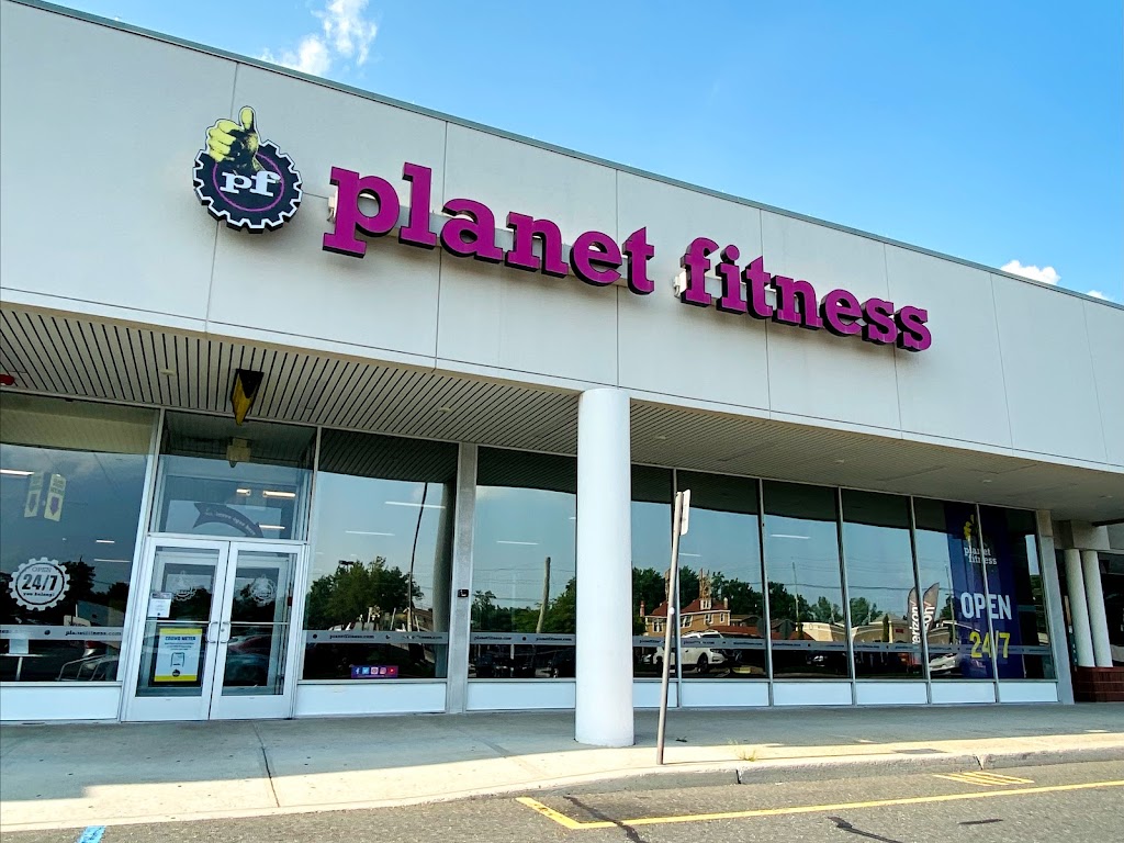Planet Fitness | 561 US Hwy 1, Edison, NJ 08817, USA | Phone: (732) 339-1730