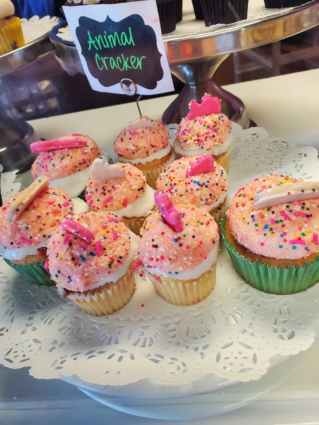 Creations Baking Company | 222 N Walnut Creek Dr, Mansfield, TX 76063 | Phone: (682) 518-3700