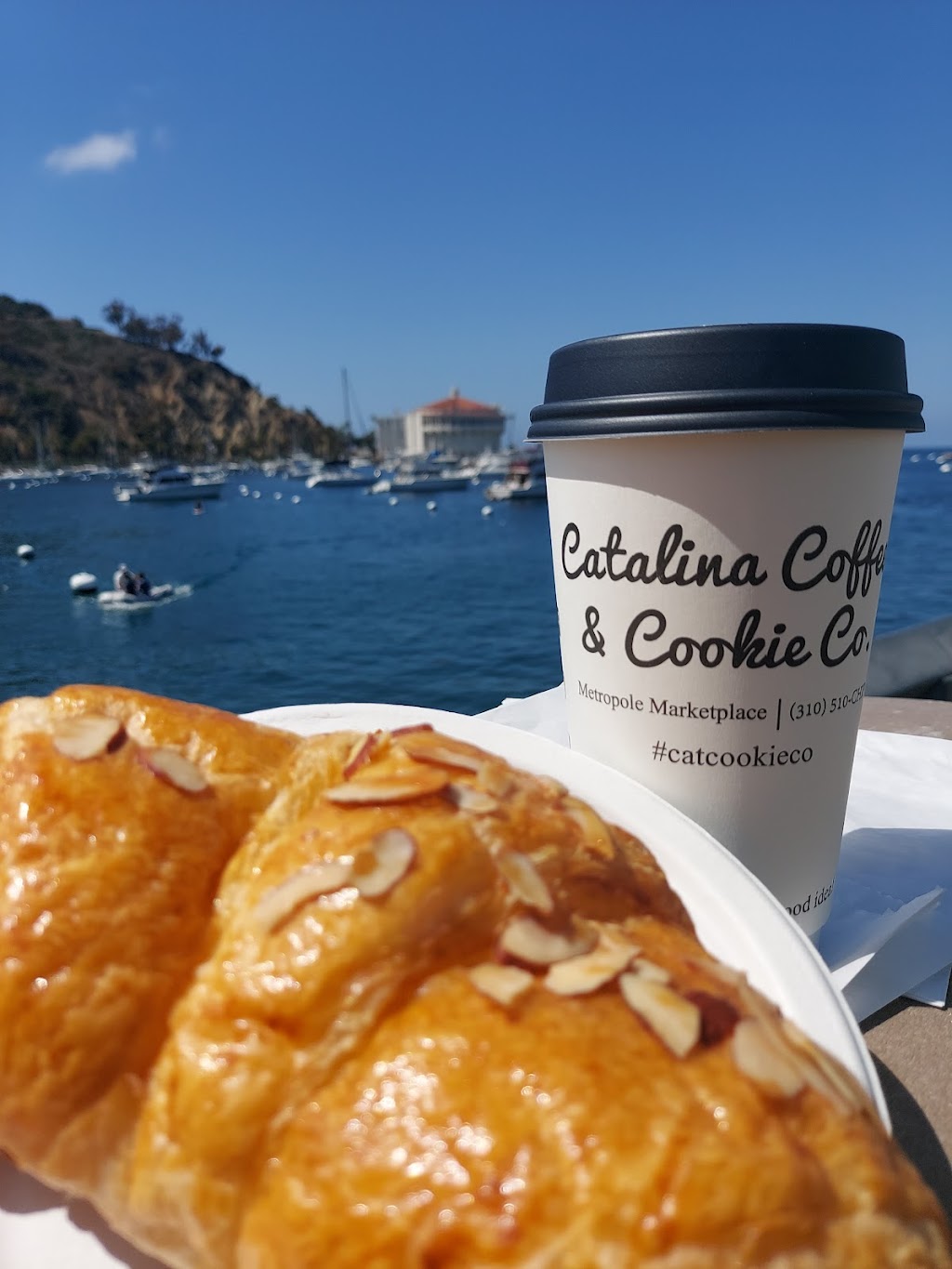 Catalina Coffee & Cookie Co | 205 Crescent Ave, Avalon, CA 90704, USA | Phone: (310) 510-2447