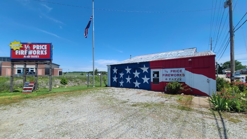 1/2 Price Fireworks | 600 Elm St, Lawrenceburg, IN 47025, USA | Phone: (812) 537-3115