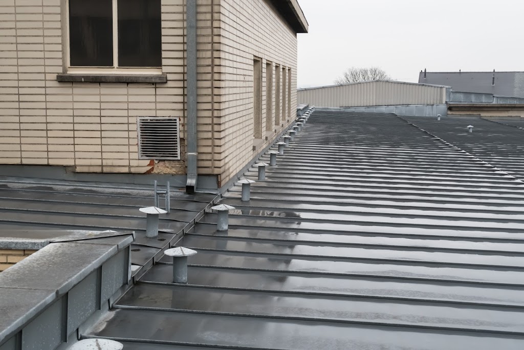 CMPT Flat Roofing | 883 S Northwest Hwy, Barrington, IL 60010, USA | Phone: (224) 385-0537