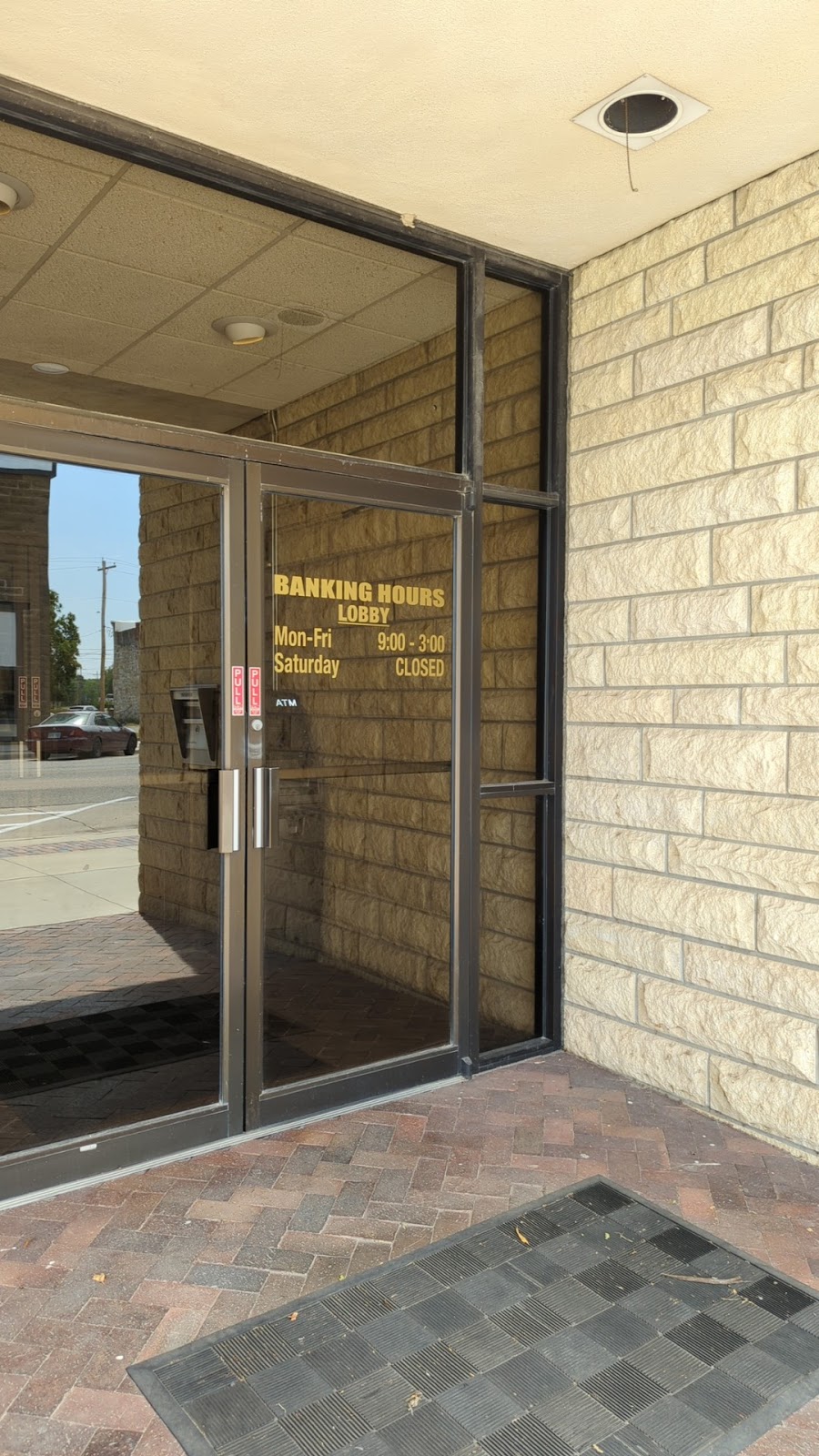 Marion National Bank | 302 E Main St, Marion, KS 66861, USA | Phone: (620) 382-2109