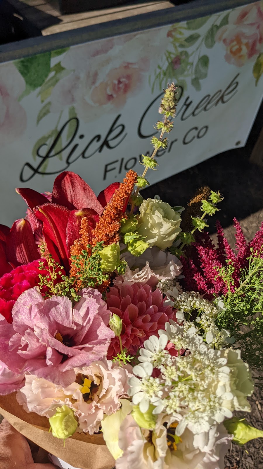 Lick Creek Flower Company | 2757 W 1000 S, Pendleton, IN 46064, USA | Phone: (765) 623-5524