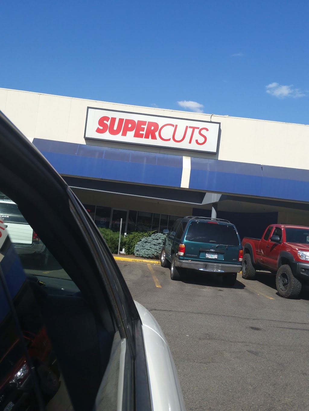 Supercuts | 18030 SE McLoughlin Blvd, Milwaukie, OR 97267, USA | Phone: (503) 659-3681