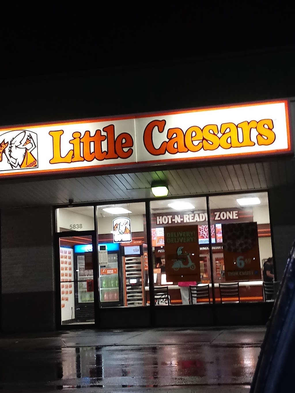 Little Caesars Pizza | 5838 Columbus Square, Columbus, OH 43231, USA | Phone: (614) 899-9230